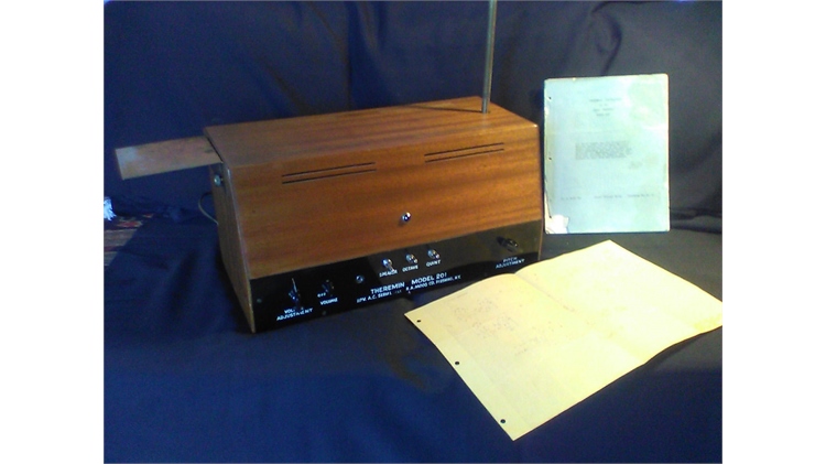 Moog 201 Theremin 