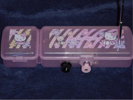 hello kitty box theremin